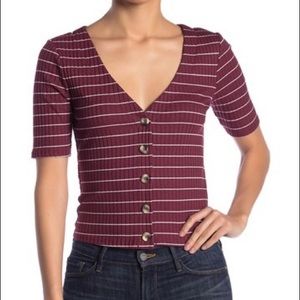 Socialite burgundy/white ribbed Henley top buttons